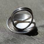 Sterling silver ring with o..